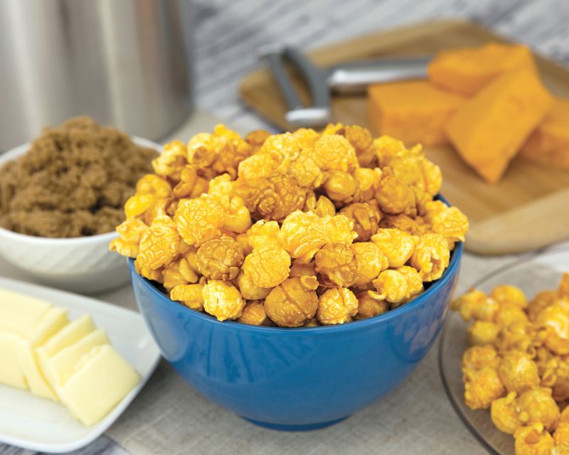 Chicago Mix Caramel-and-Cheese Popcorn