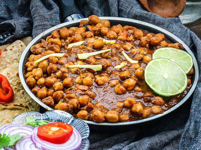 Chole (Punjabi-Style Chickpeas)