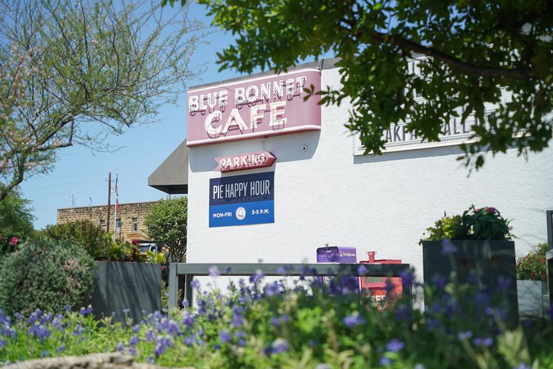 Blue Bonnet Cafe - Marble Falls