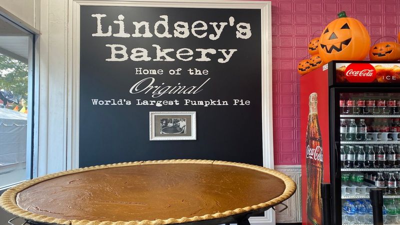 Giant Pies Continue The Spectacular Tradition