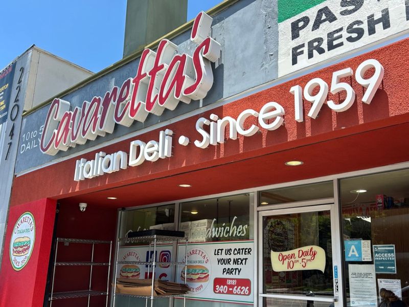 Cavaretta's Italian Deli - Valley's Hidden Sandwich Treasure