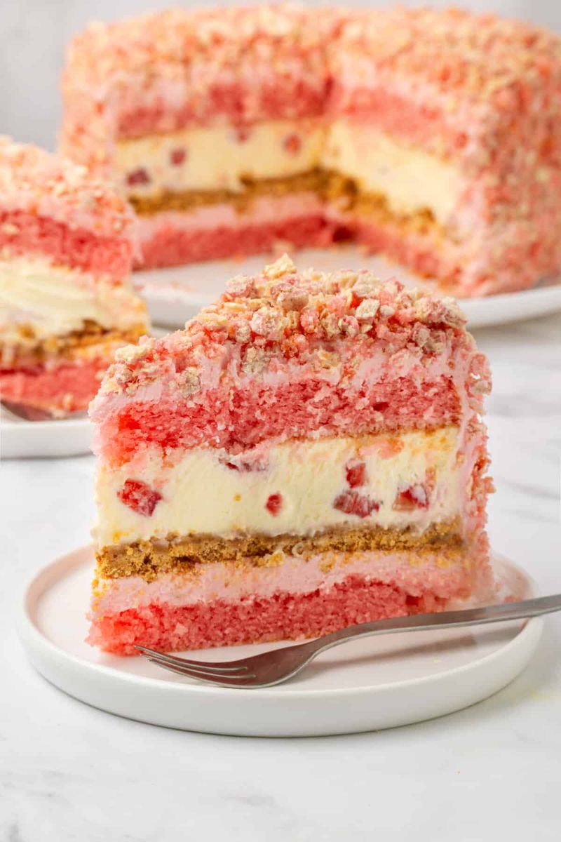 Strawberry Shortcake Cheesecake