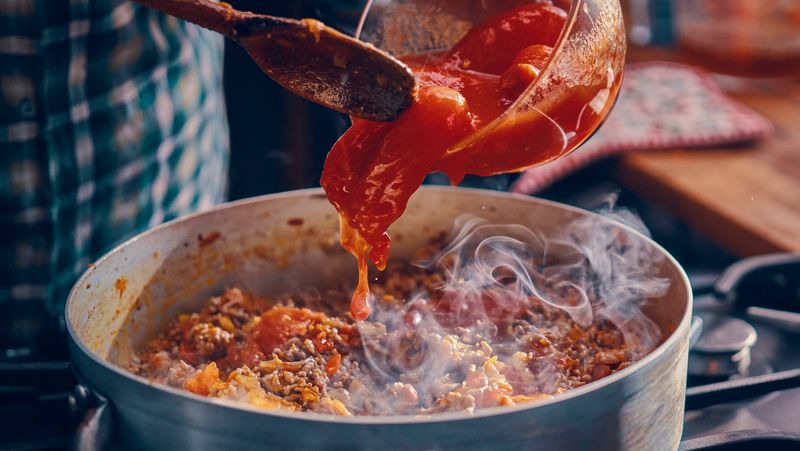 Tomato sauce and marinara