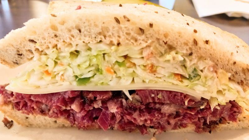 California - Langer’s Delicatessen (Los Angeles)