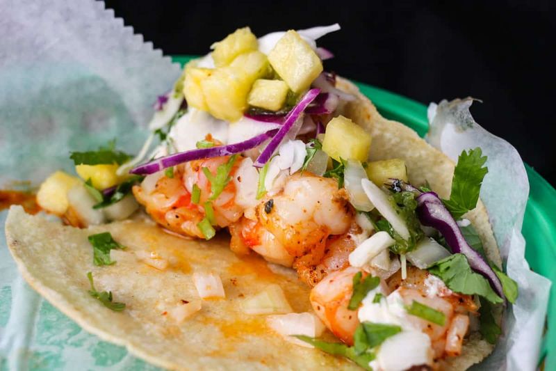 Por Qué No? Taqueria (Oregon)