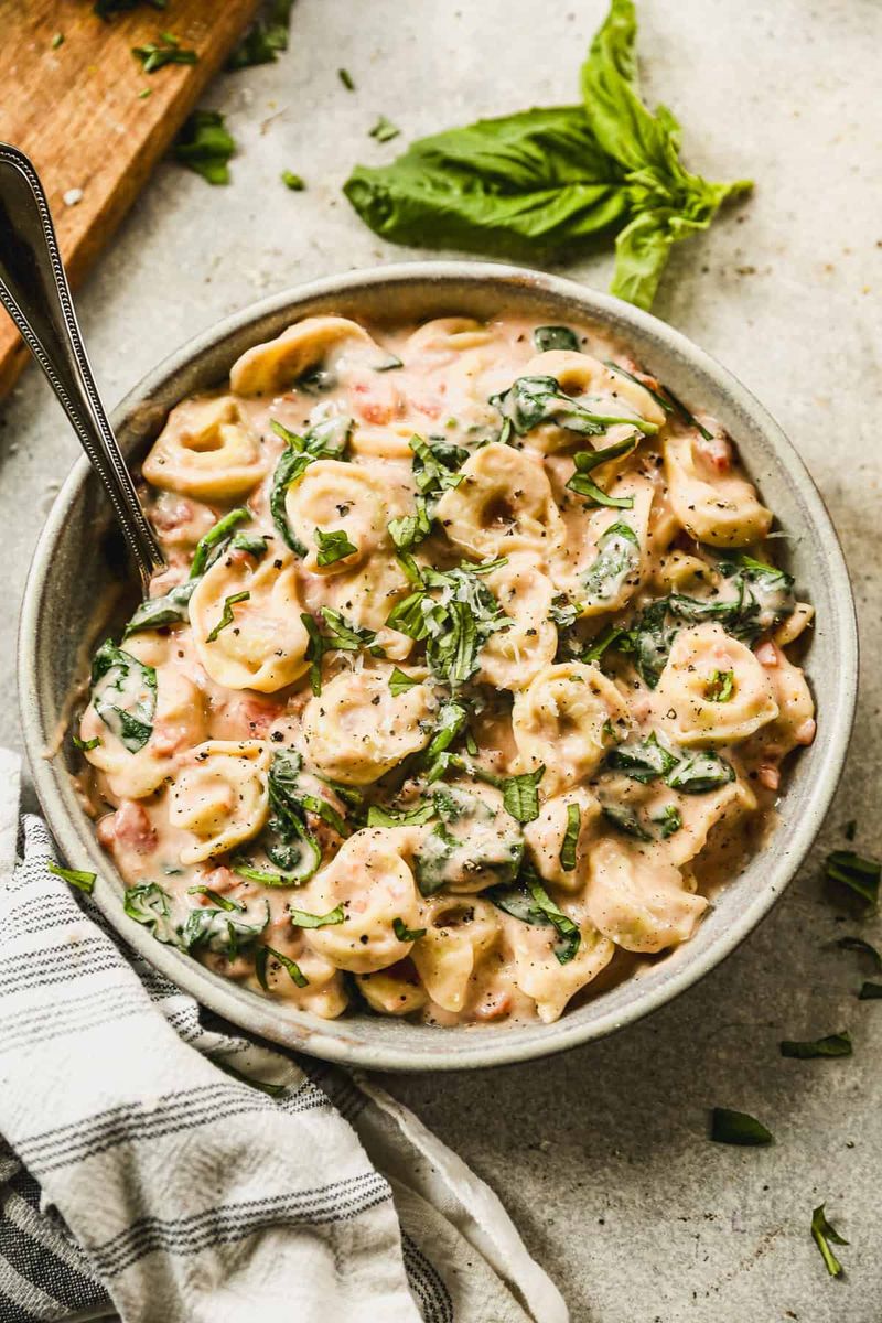 Creamy Tomato Tortellini