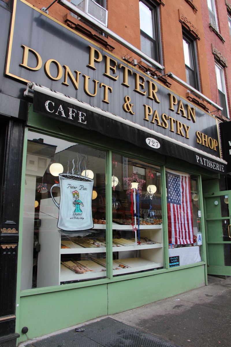 Peter Pan Donut & Pastry Shop (New York)