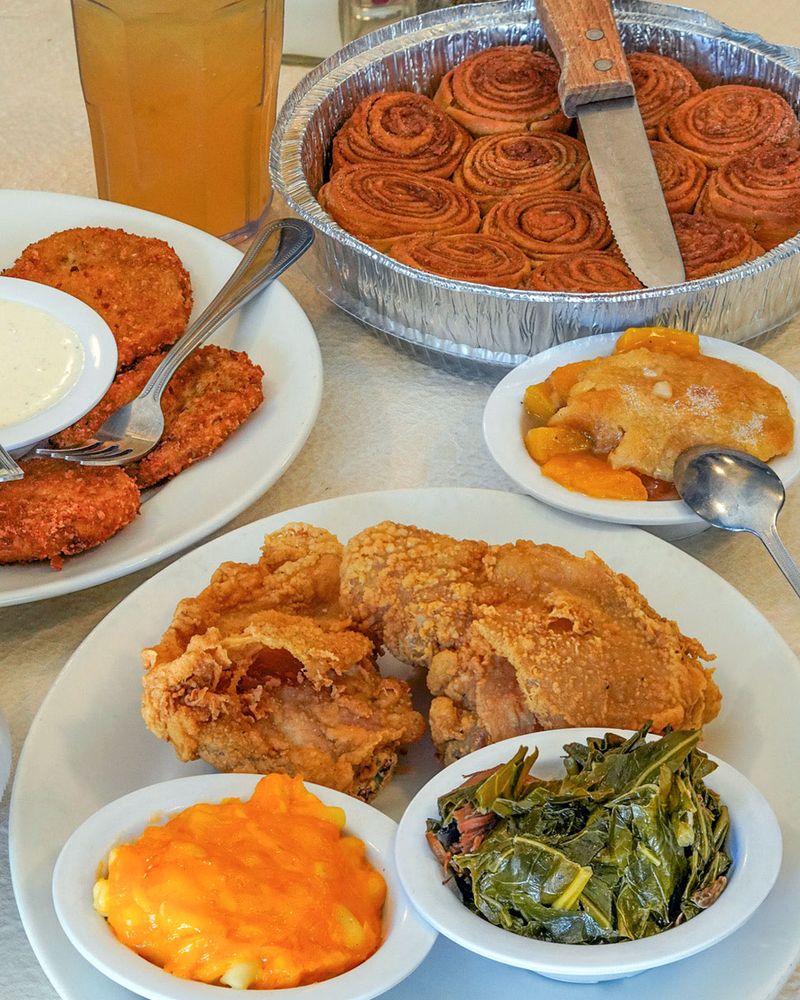 Bessie's Southern Kitchen - Macon