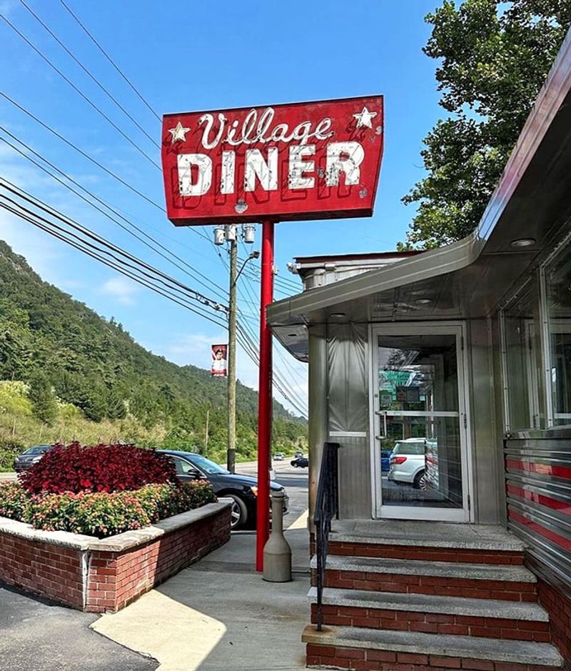 Village Diner (Milford)