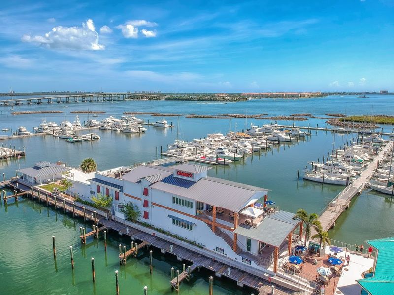 Crabby's Dockside