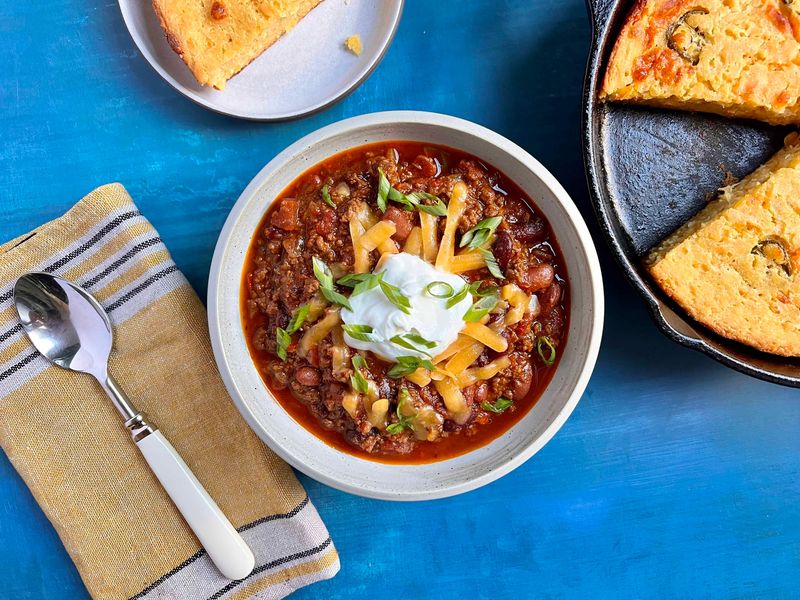 Chili With Cornbread