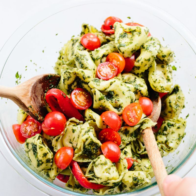 Pesto Tortellini with Cherry Tomatoes