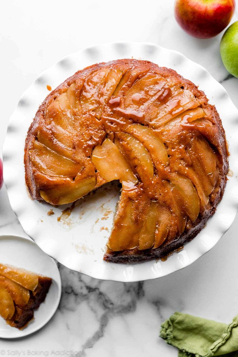 Caramel Apple Upside-Down Cake