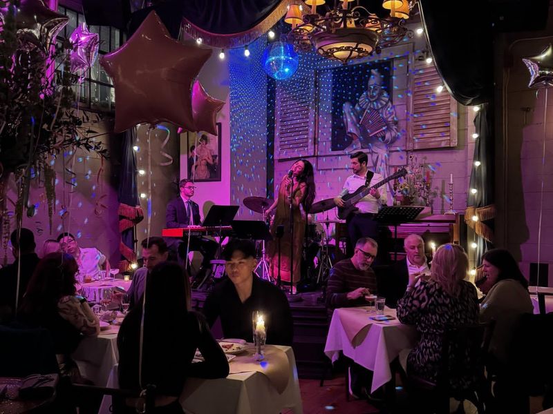 Washington: The Pink Door