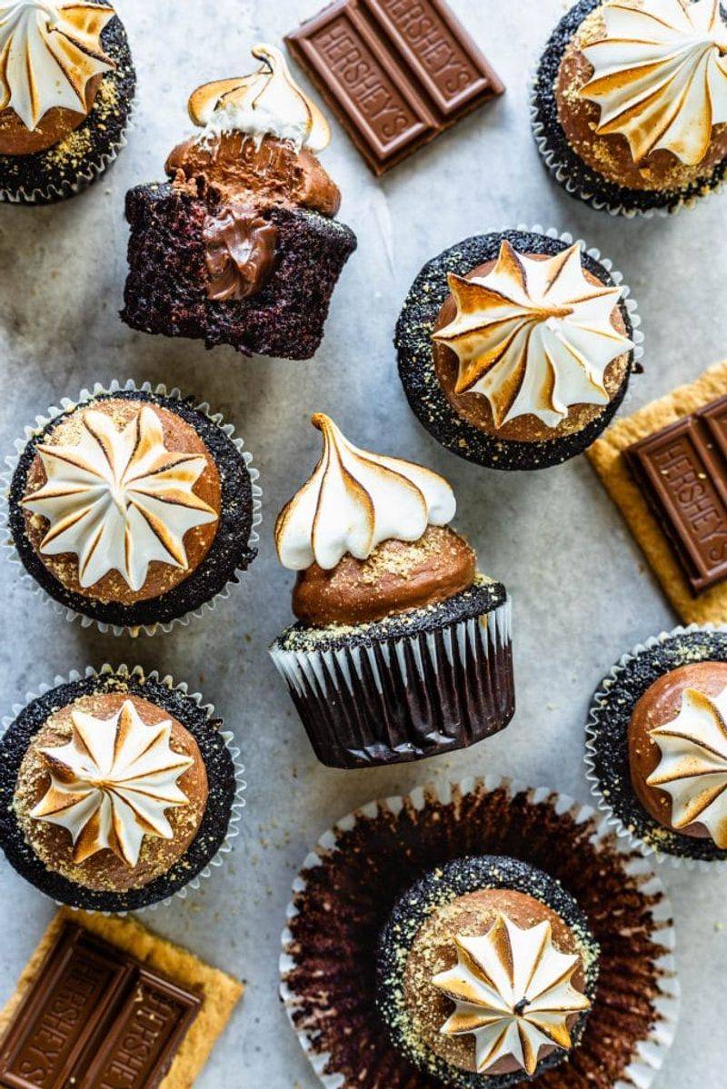 Smore’s Campfire Cupcakes