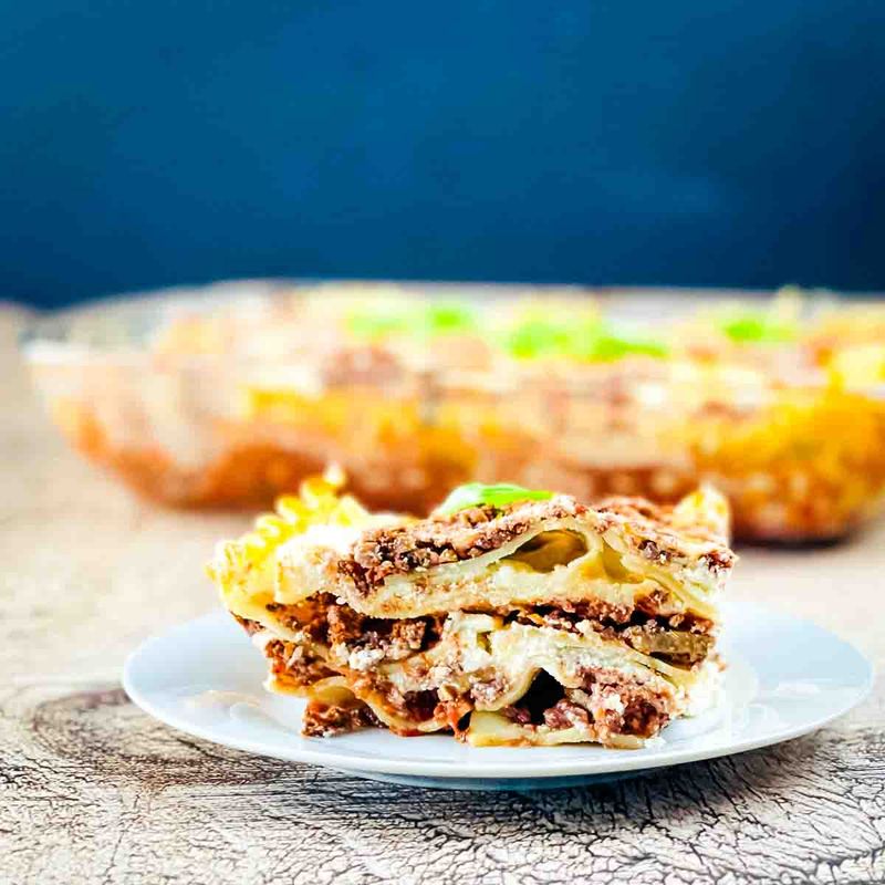 Lasagna (classic meat or veggie)