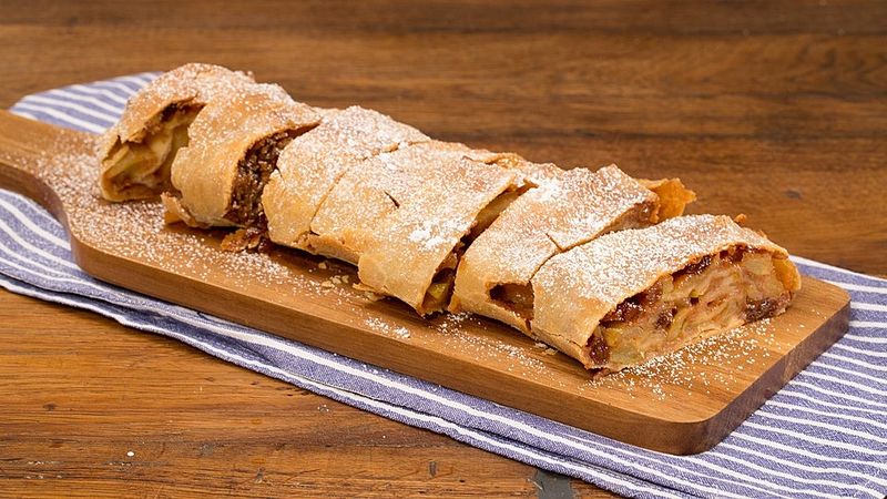 Apfelstrudel