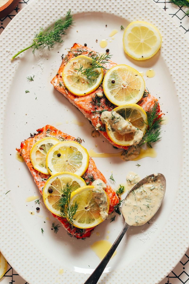 Salmon with dill, lemon, and butter