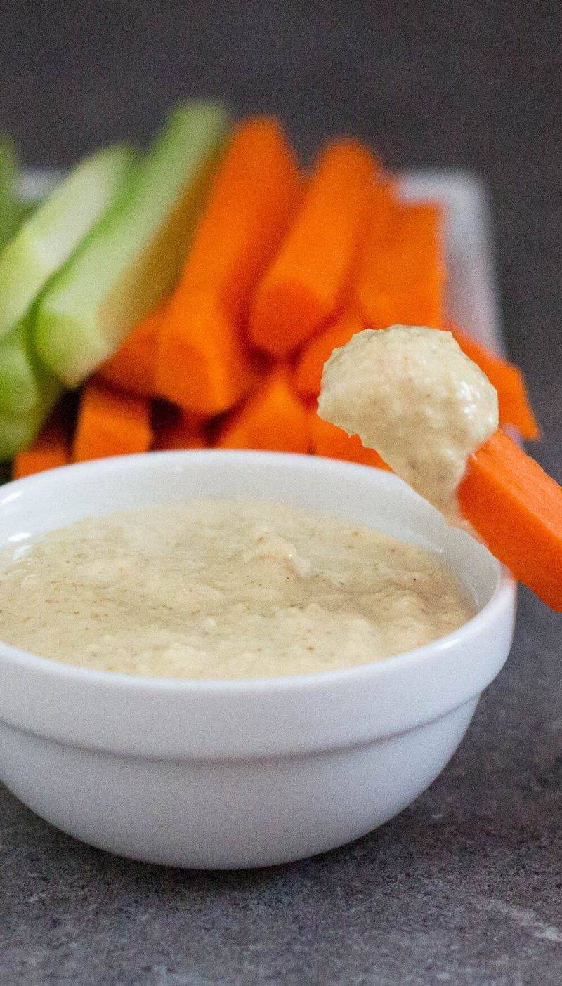 Carrot Sticks With Tahini Dip