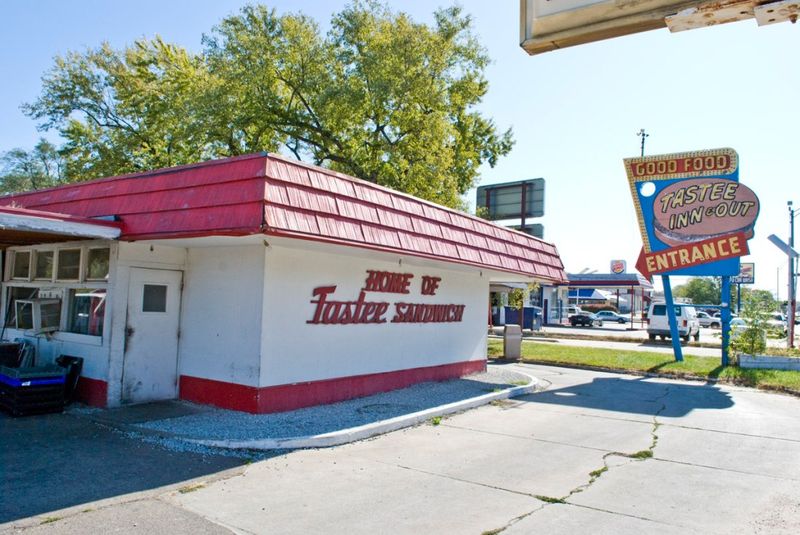 Nebraska, Tastee Inn & Out, Omaha