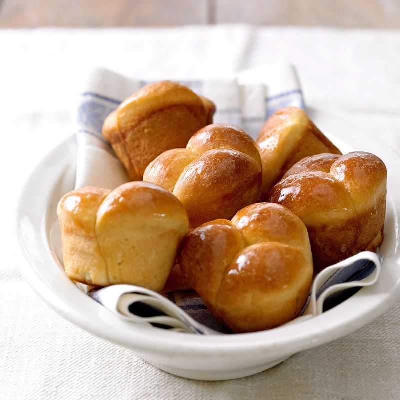Classic Dinner Rolls