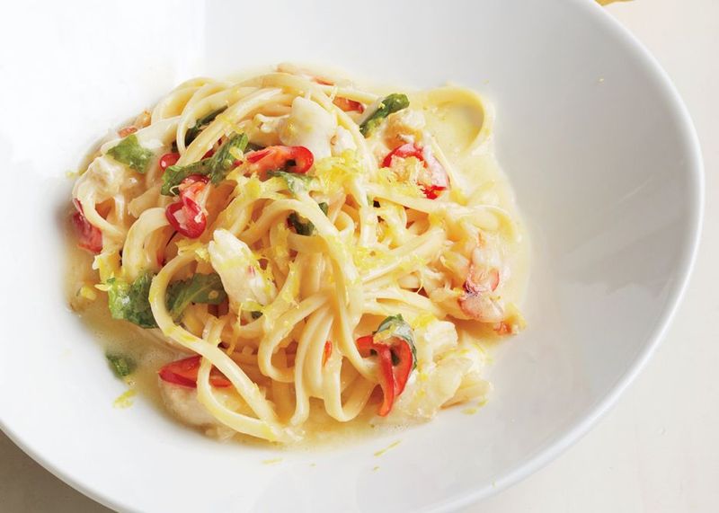 Lemon Garlic Crab Pasta