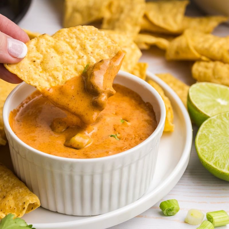 Chili’s-Style Queso Dip