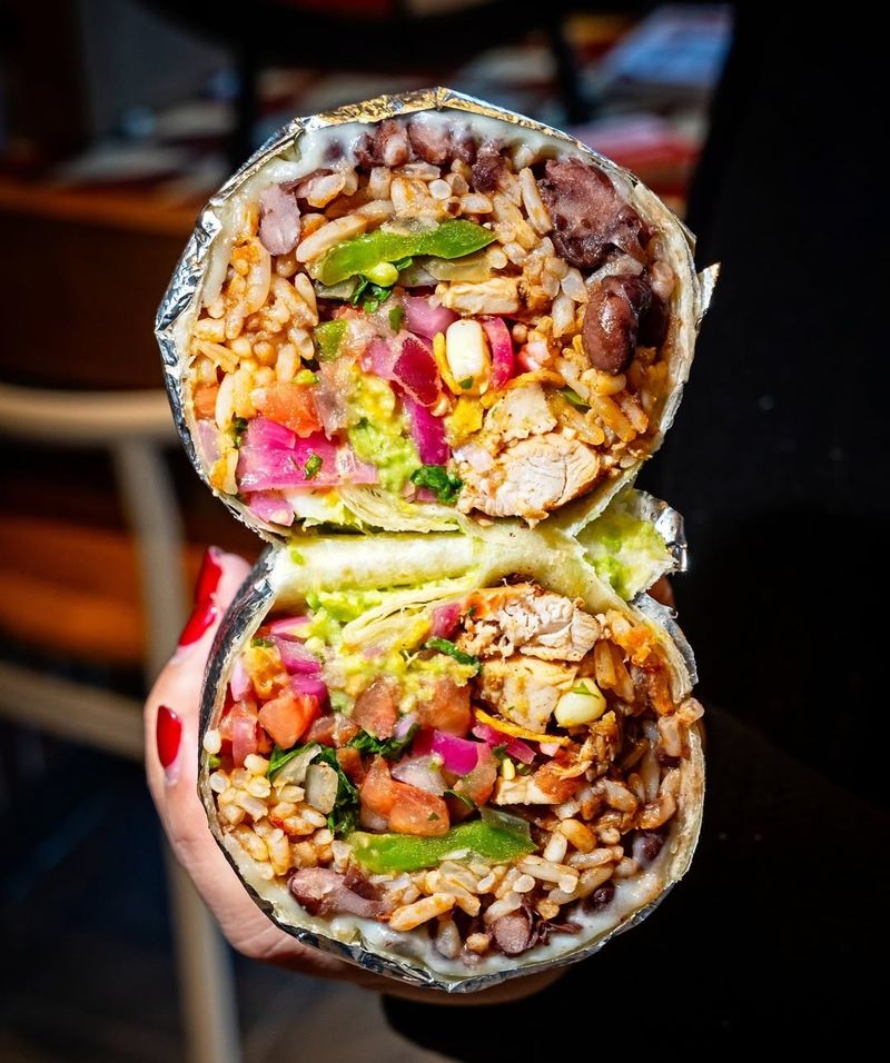 New York: Mission-Style Burrito at Dos Toros