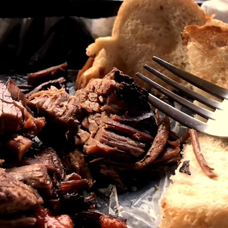 Snead’s Bar-B-Q – Brownie (Burnt-End) Sandwich