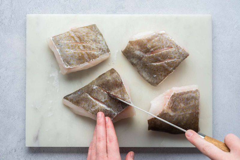 Nizakana (simmered fish with bones)