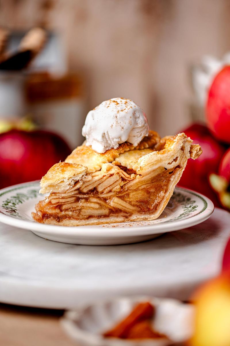 Apple Pie With Flaky Crust