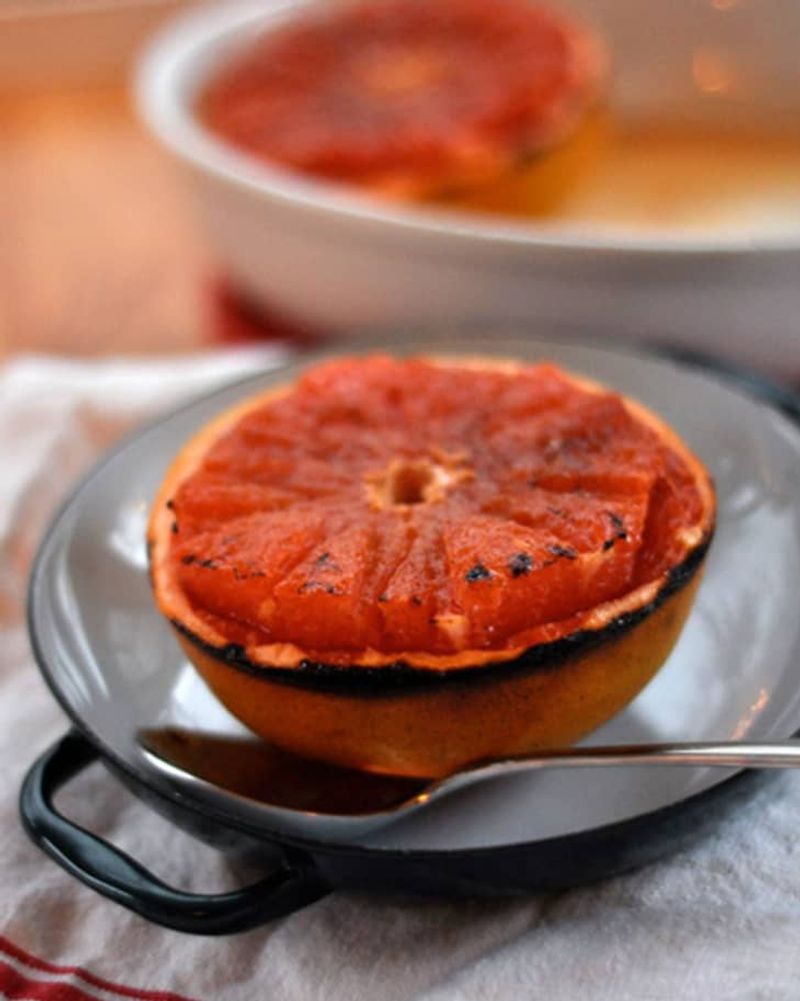 Broiled Grapefruit with Sugar