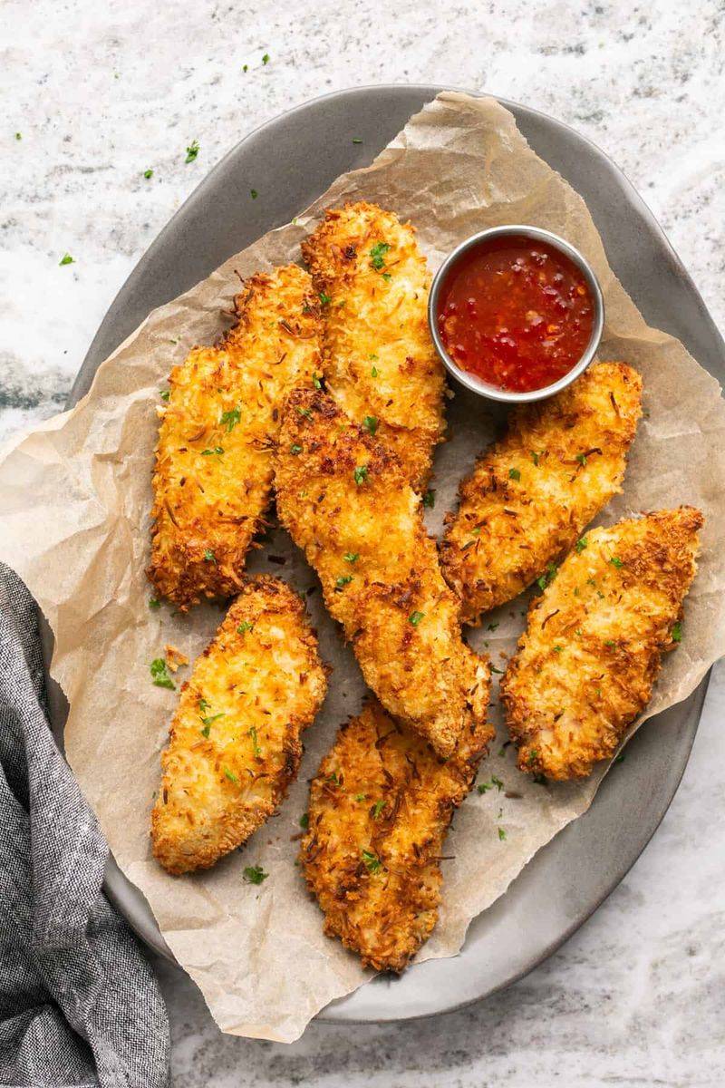 Crispy Chicken Tenders With Dipping Sauces