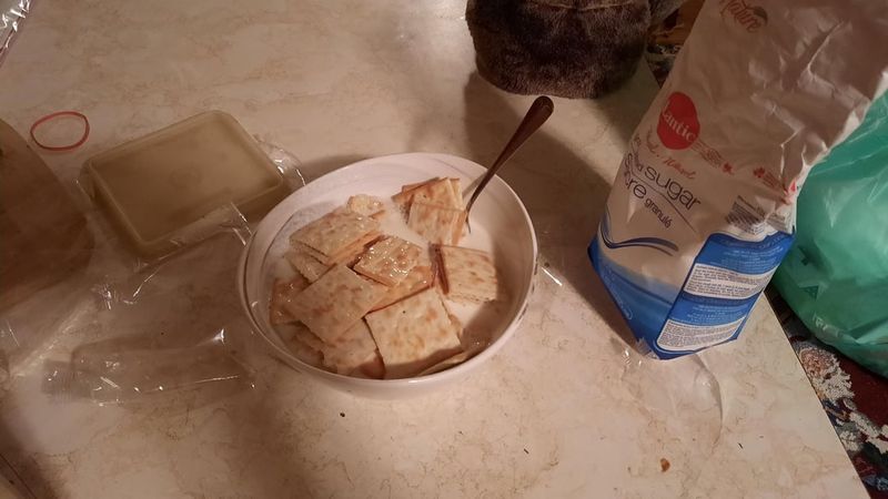 Crackers in Milk