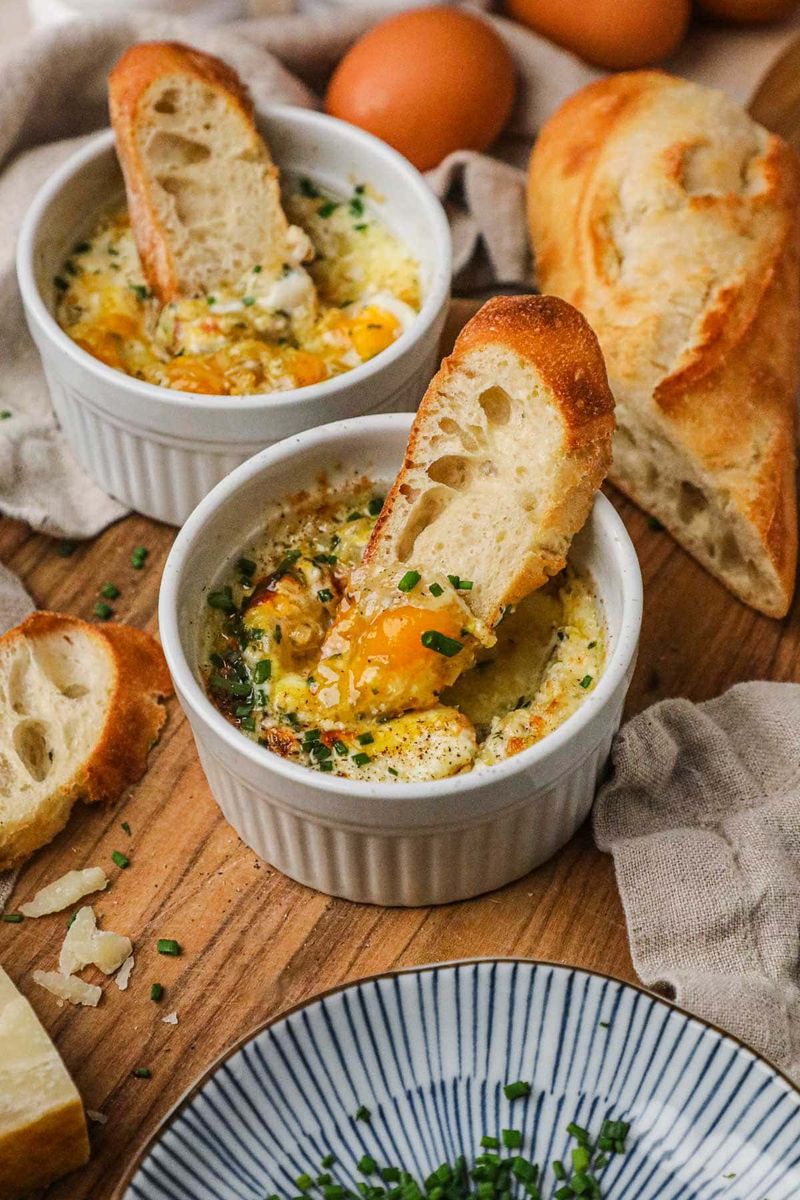 Shirred Eggs (Baked Eggs)