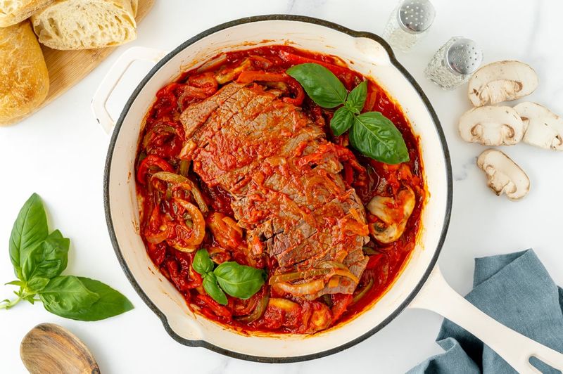 Pizzaiola-Style Steak Or Chicken