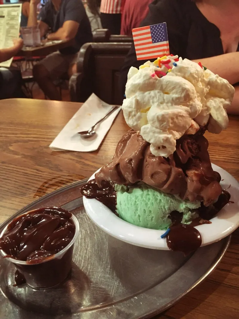 Jaxson's Ice Cream Parlor (Florida)