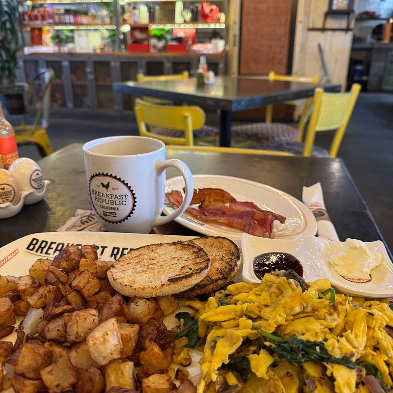 Breakfast Republic - San Diego