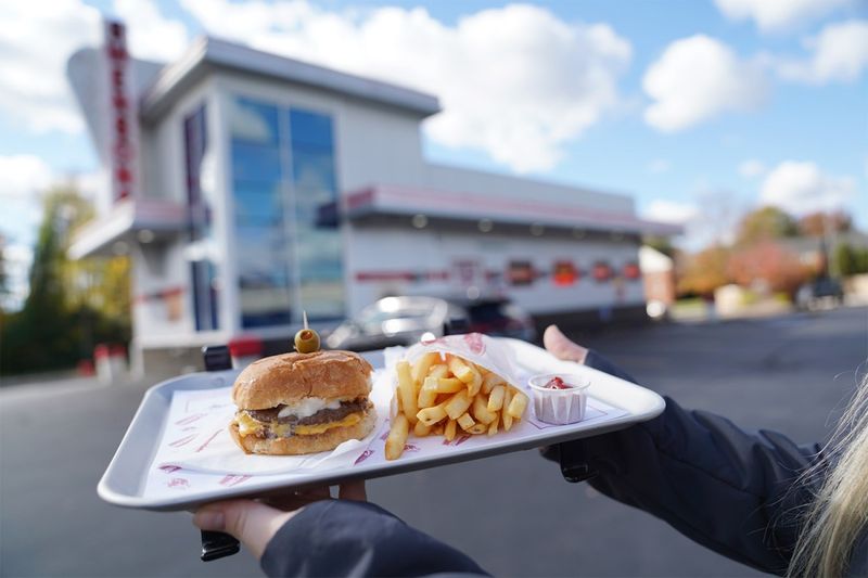 Swenson’s Drive In, Akron-Montrose
