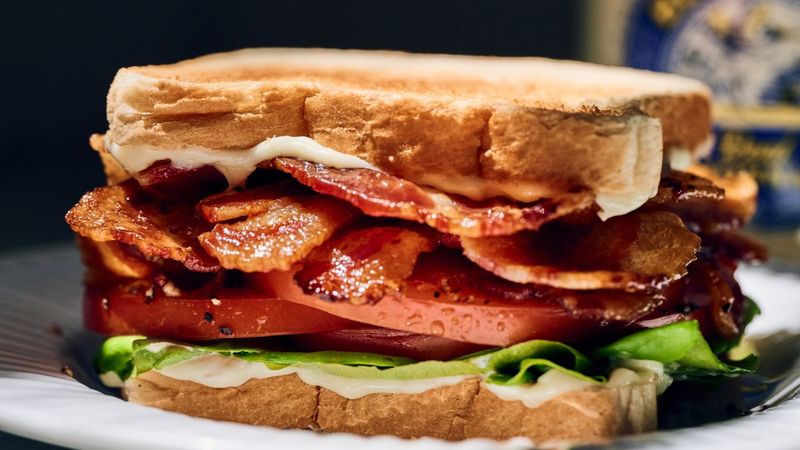 BLT