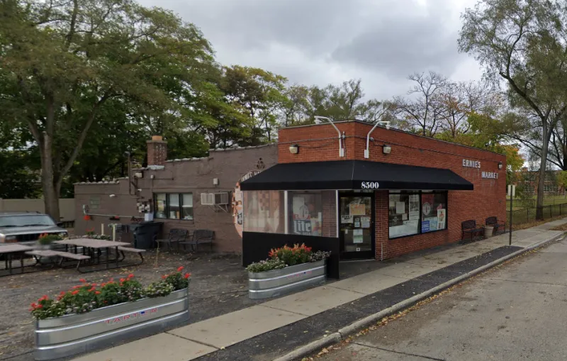 Michigan - Ernie’s Market (Oak Park)