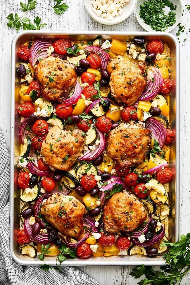 One-Pan Greek Chicken With Olives And Tomatoes