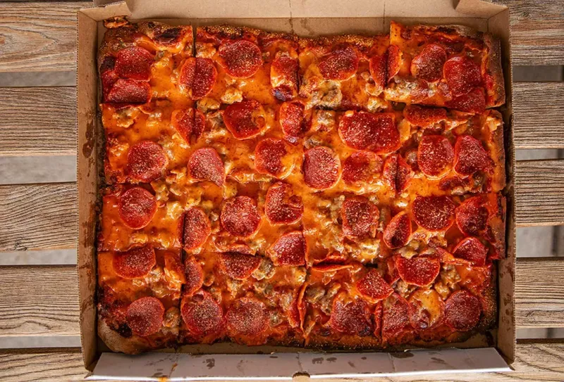 Provel-Covered St. Louis Pizza