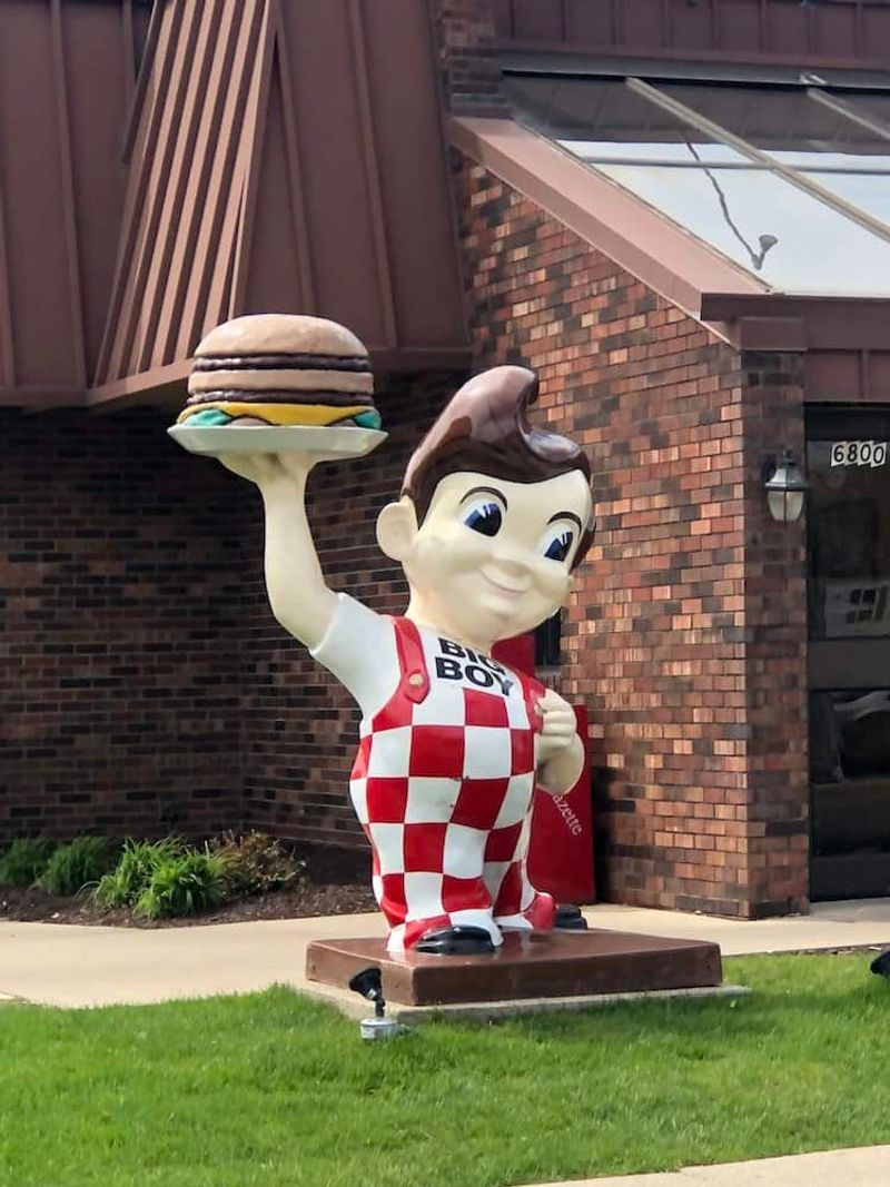 Shoney’s Big Boy