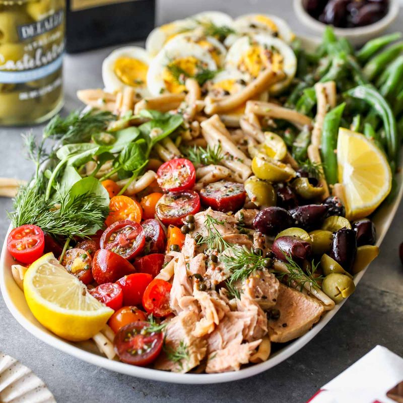 Tuna Niçoise Pasta Salad