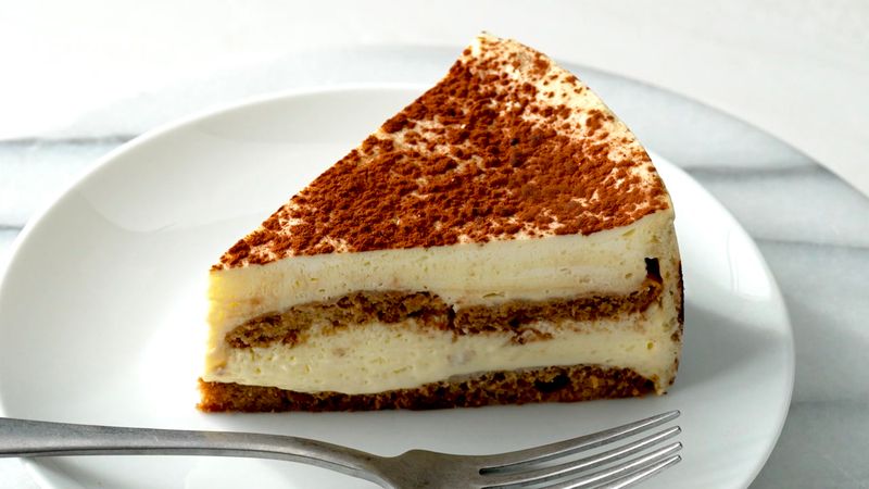 Ferrara Bakery Tiramisu Cake (Ferrara Bakery)