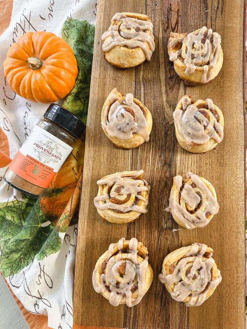Pumpkin Pie Puff Pastry Pinwheels