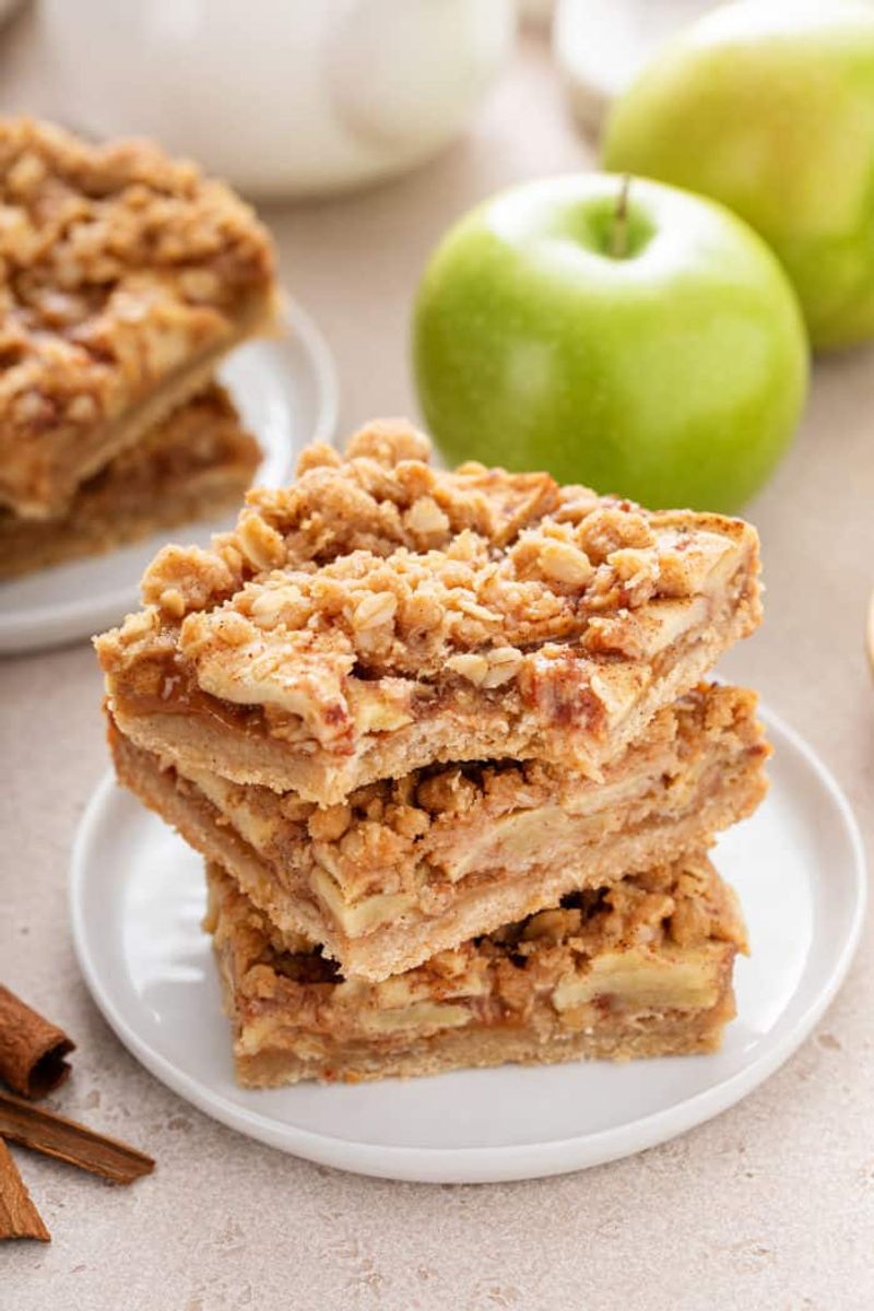 Easy Apple Crisp Bars