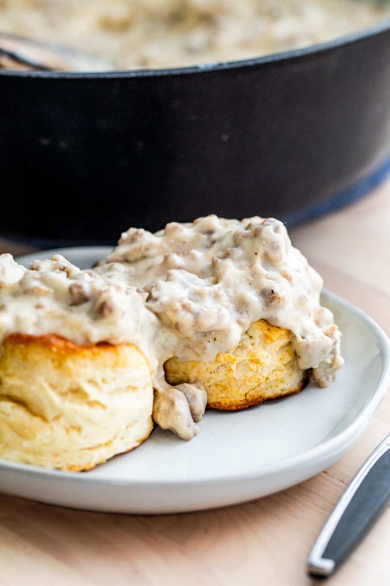 Biscuits with Cream Gravy