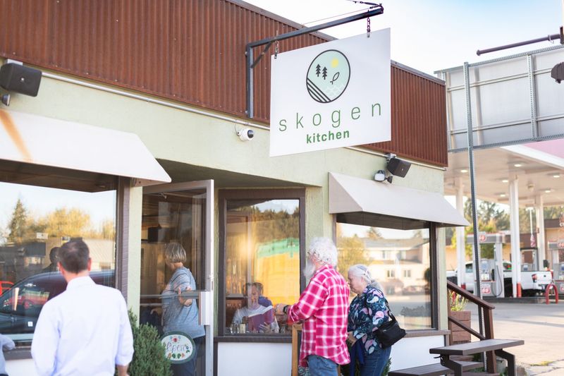 South Dakota — Skogen Kitchen (Custer)